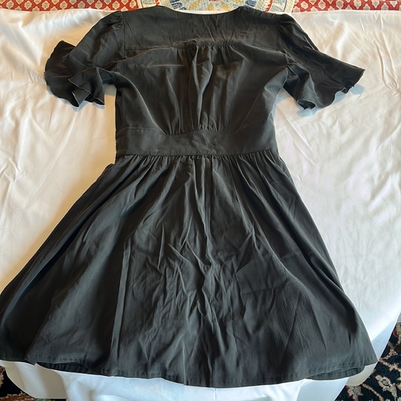 $300 303 Avenue Size S Silk Button Front Ruffle Sleeve Flowy Dress EUC - Picture 4 of 8